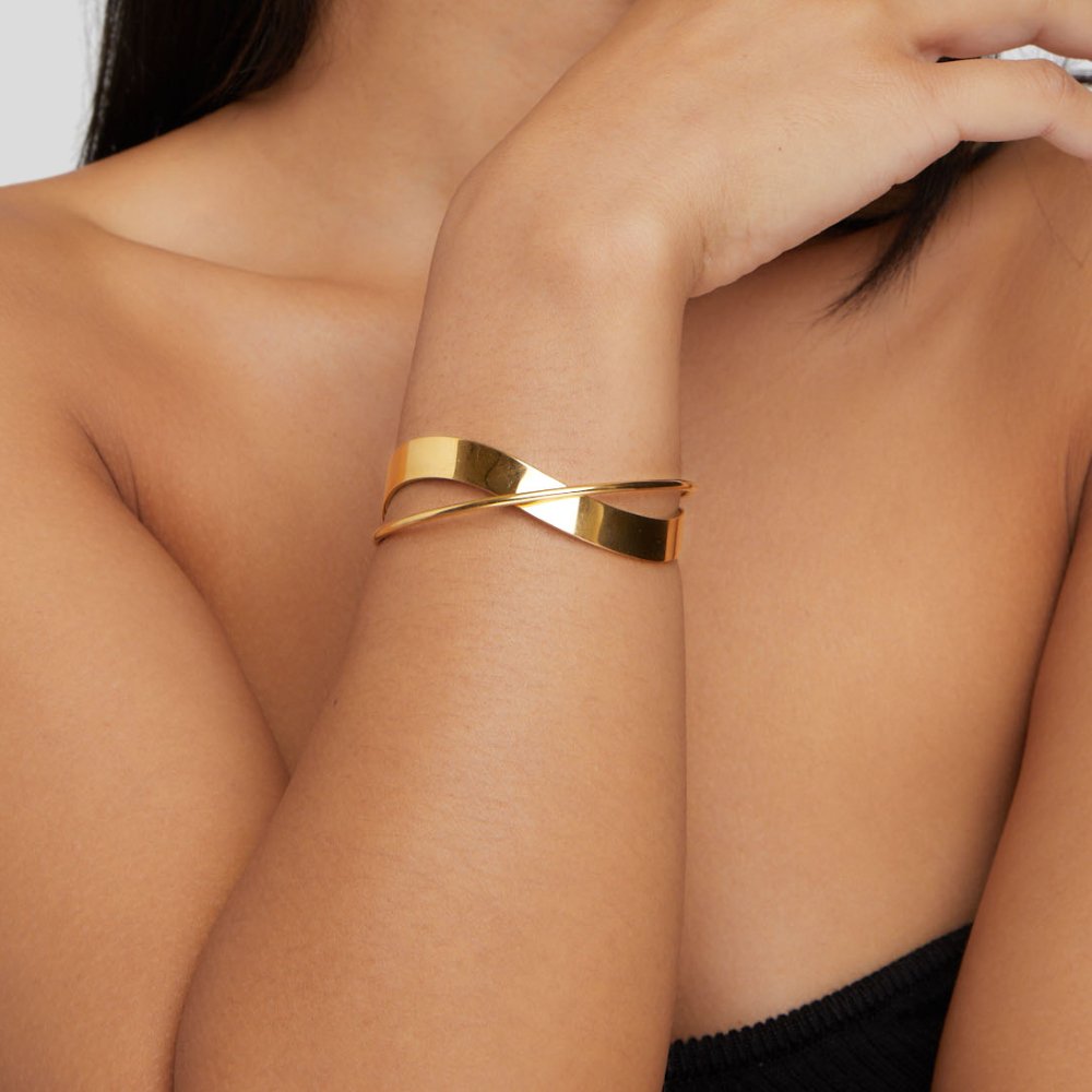 Eve Einzigartiges Goldenes Armband